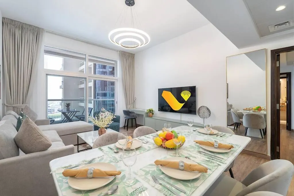 Apartment Barsha Heights Near Dic Metro & Emirates Mall Dubai